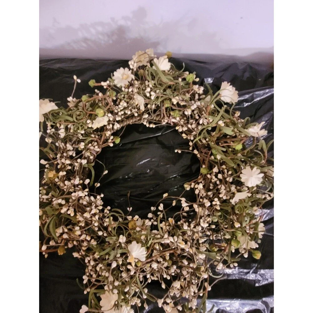 2 Rustic Wreaths 18